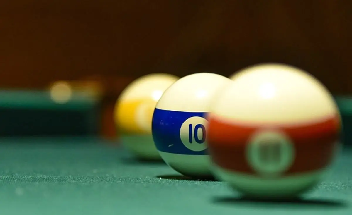 pool-table-balls