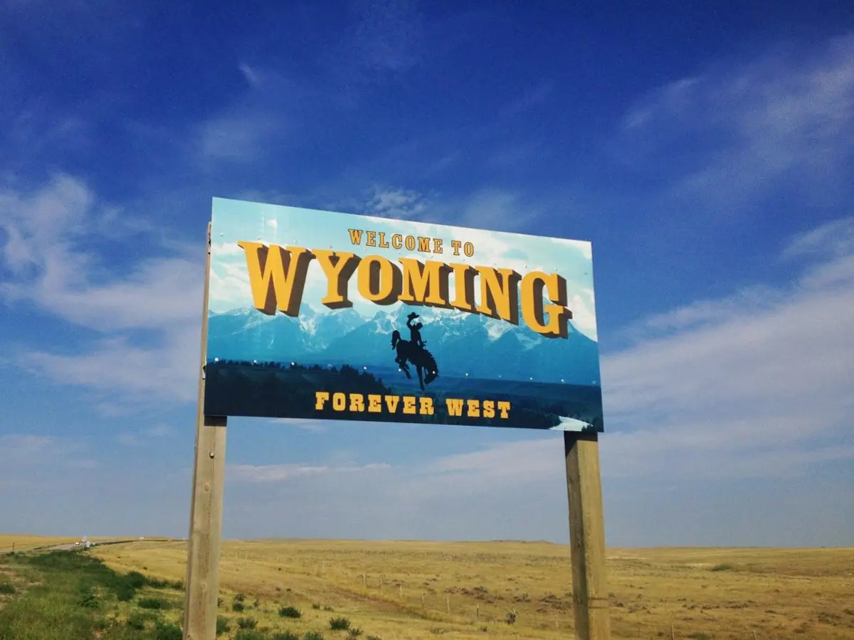 Wyoming welcome sign