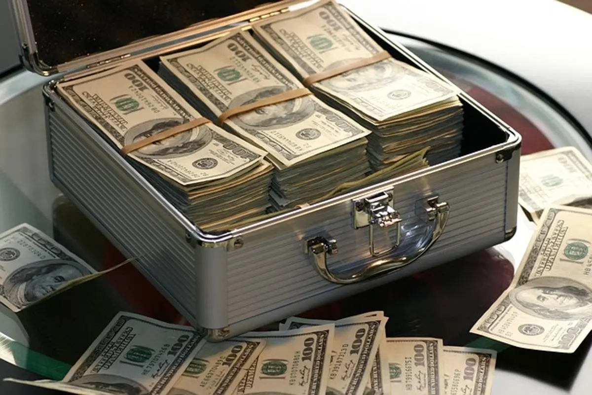 money-us-dollars