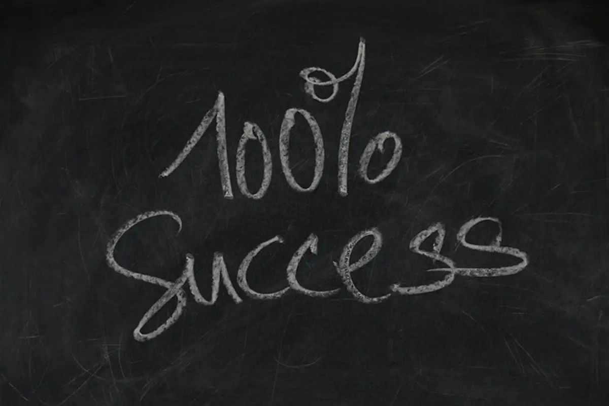 100-percent-suggess-written-on-black-board