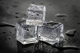 ice-cubes-close-up-photo