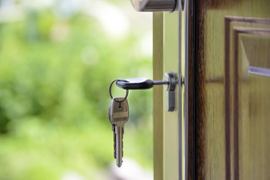 keys-on-a-door