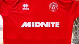 sheffield-united-and-midnite-logos-on-a-shirt