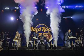 hard-rock-hotel-and-casino-ottawa-guitar-smash-ceremony