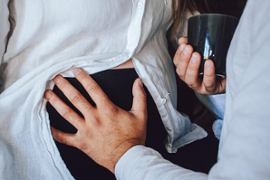 father-family-pregnancy