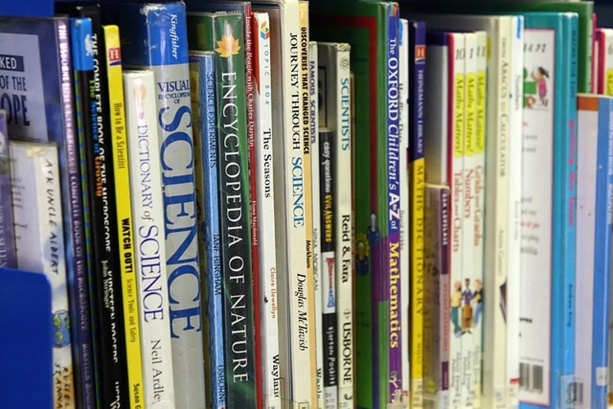 science-books-on-a-shelf