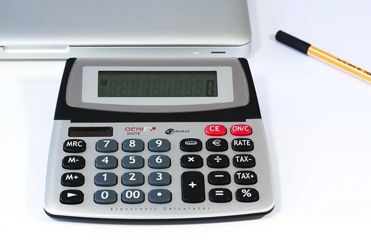 calculator-and-pen