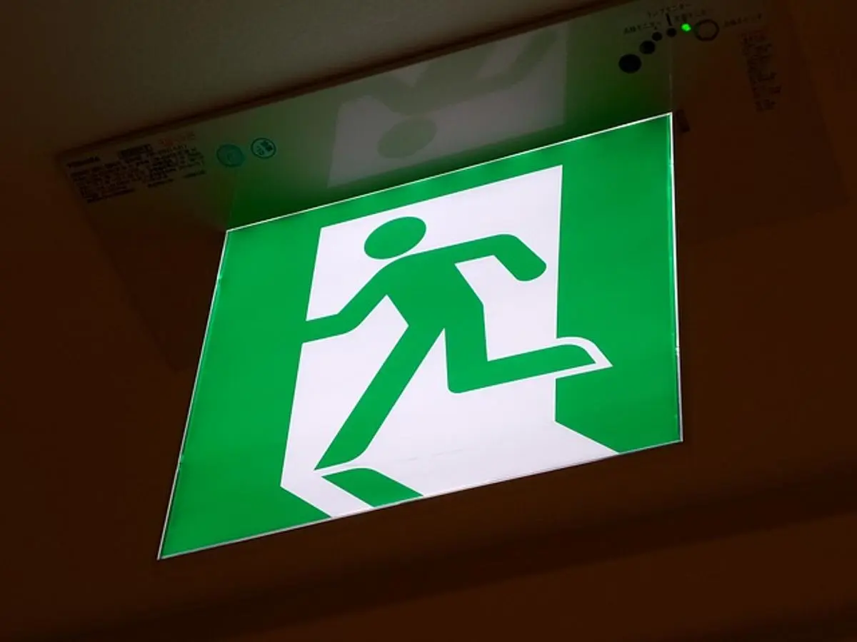 exit-sign-emergency