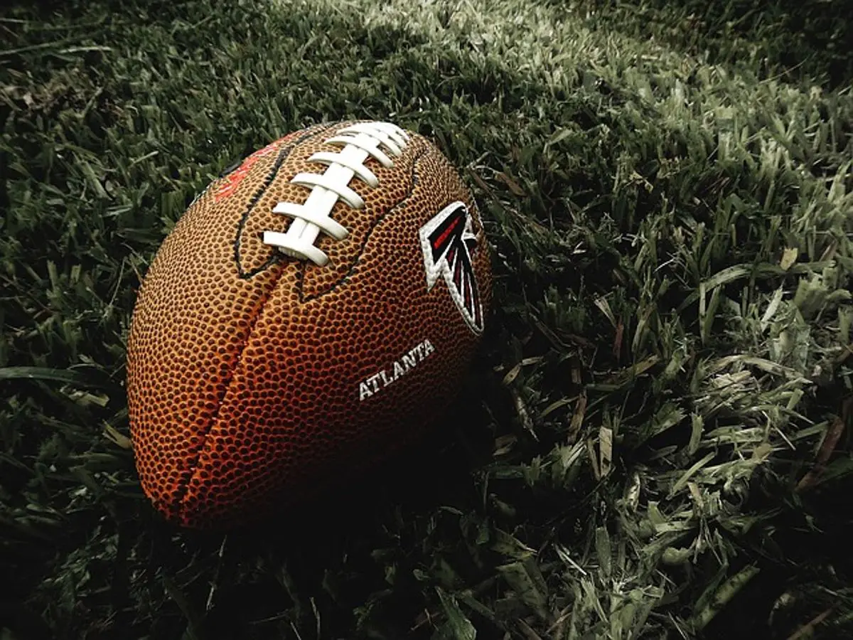 american-football-on-grass