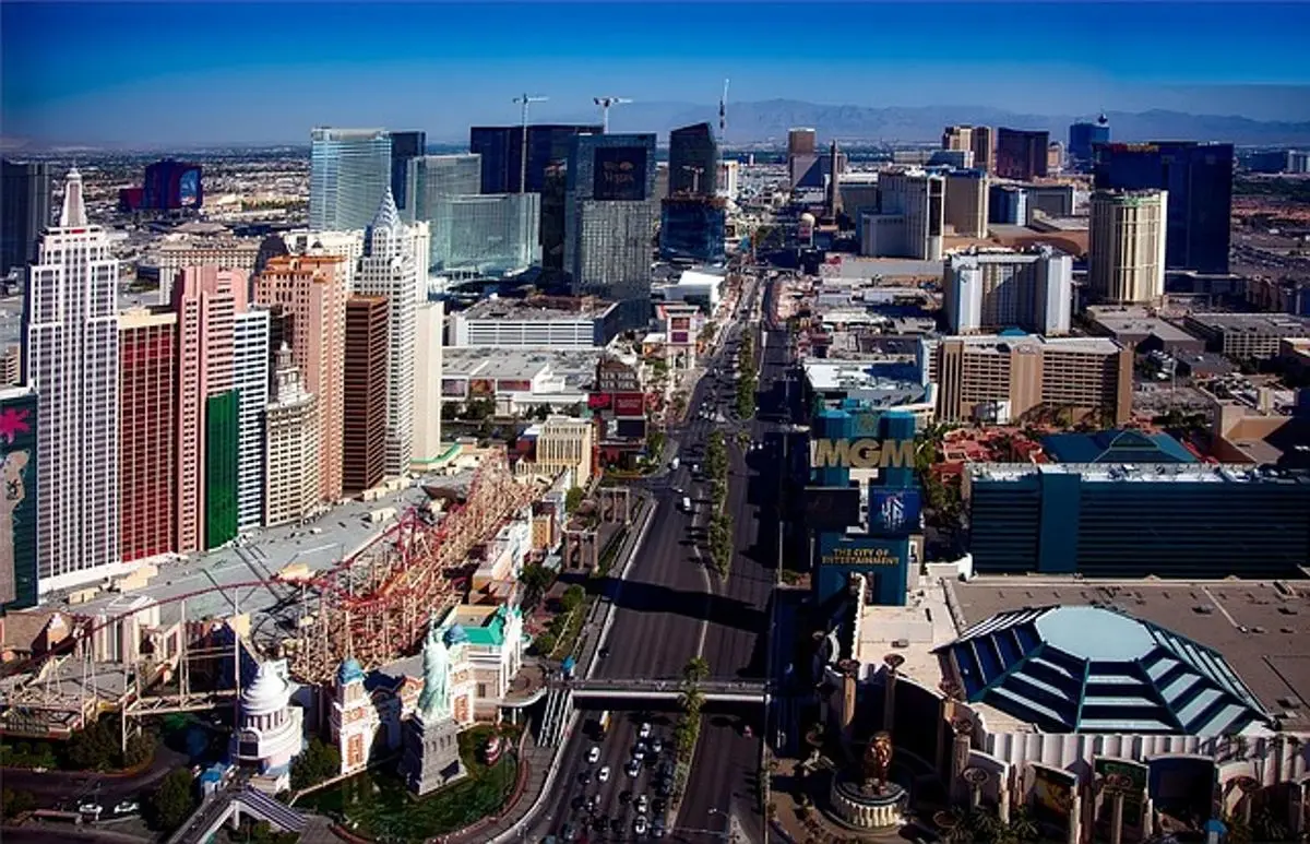 las-vegas-strip-aerial-photo