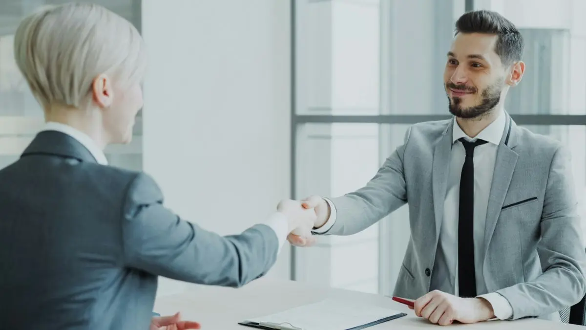 Welcome handshake