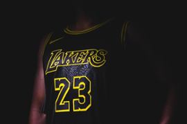 lebron-james-lakers-23-t-shirt