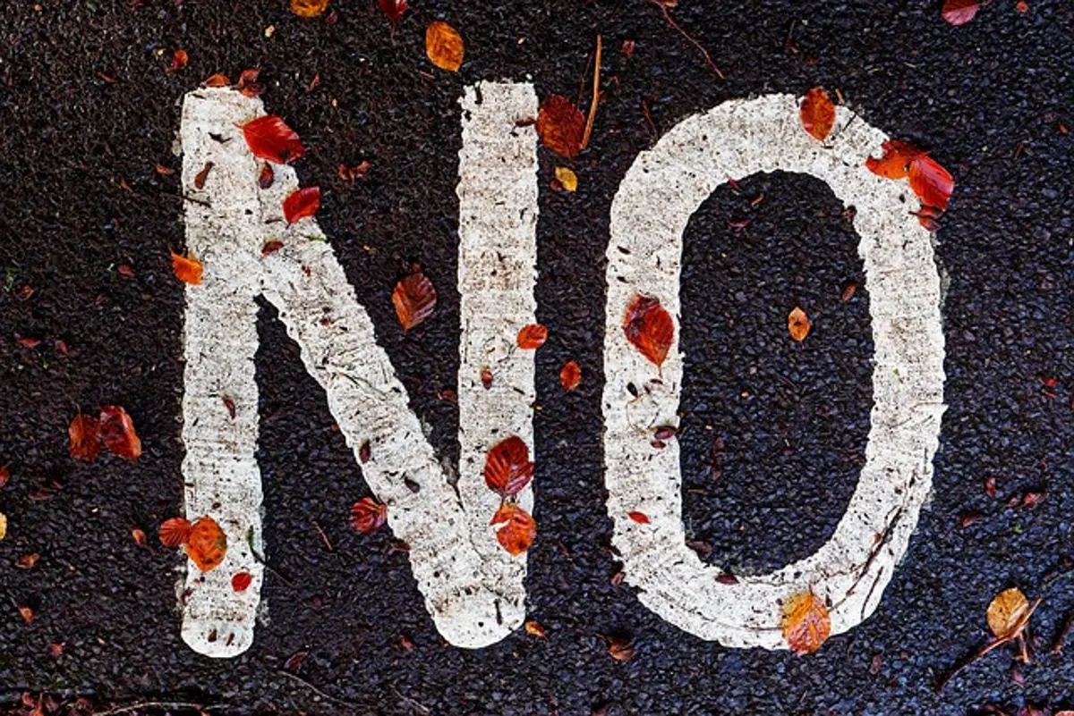no-written-on-pavement