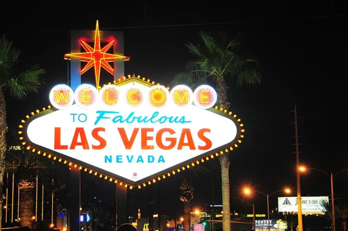 welcome-to-las-vegas-sign