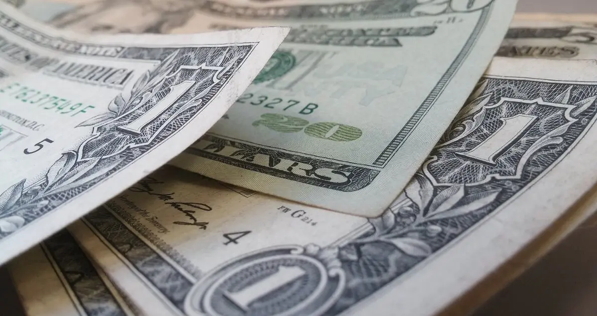 us-dollar-bills