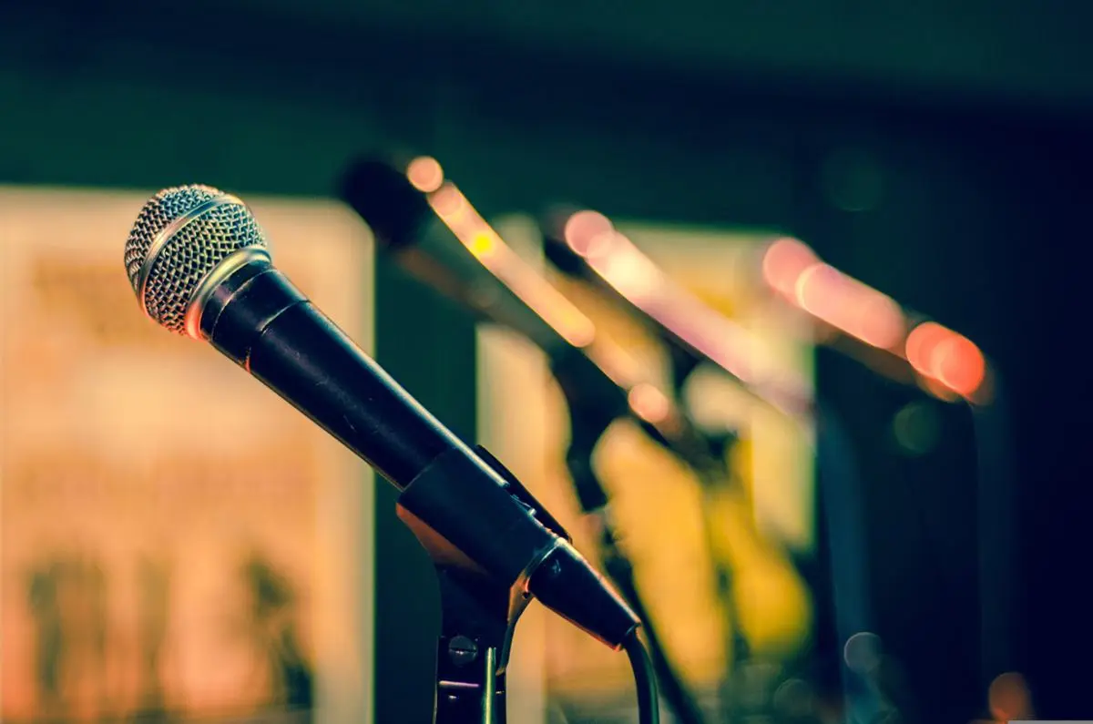 speech-microphones