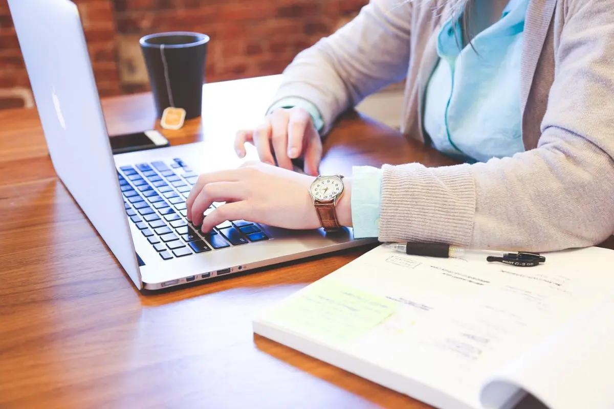 person-in-front-of-laptop