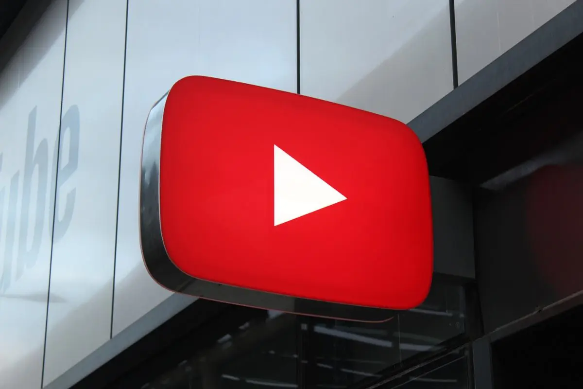 youtube-logo