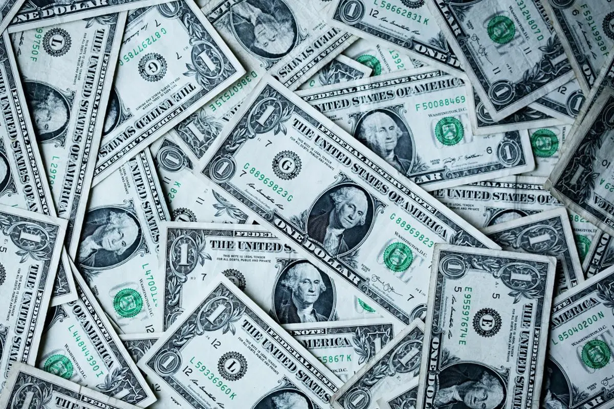 Mega Millions $800m win