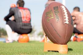 nfl-player-and-ball