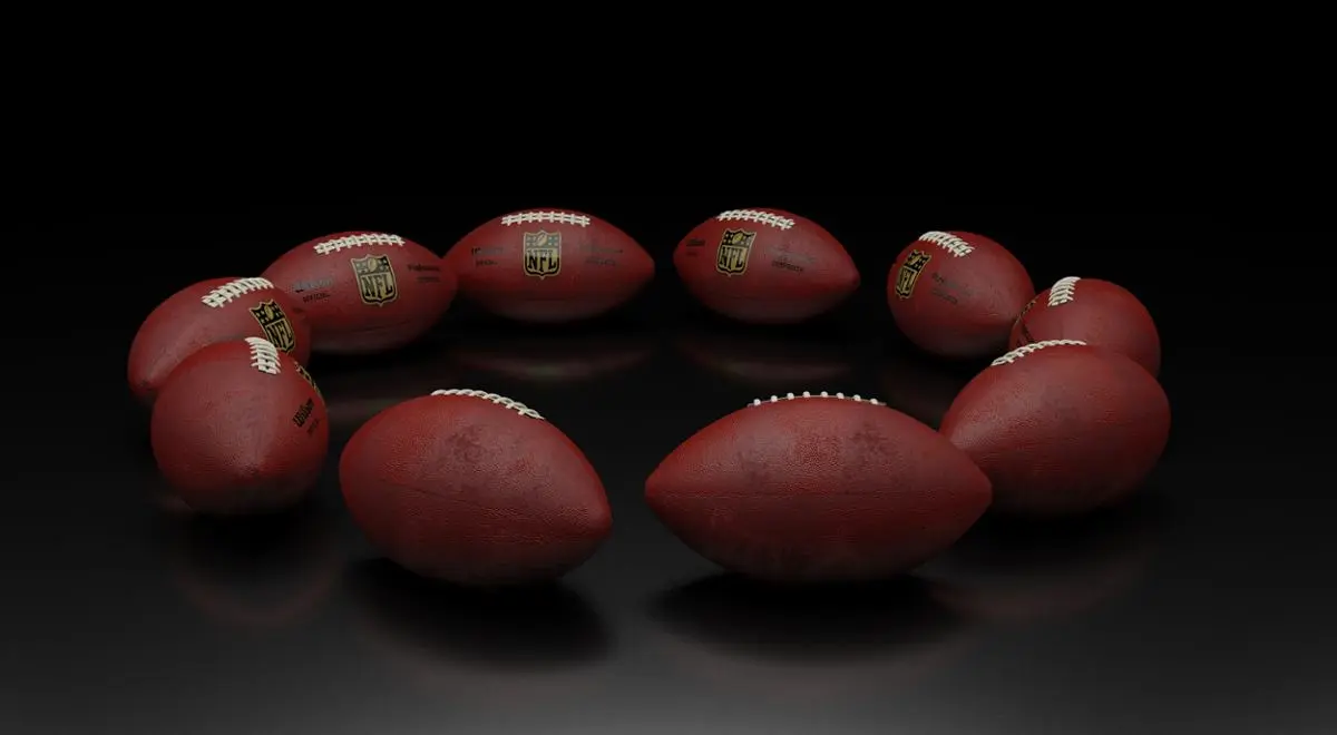 american-football-in-circle