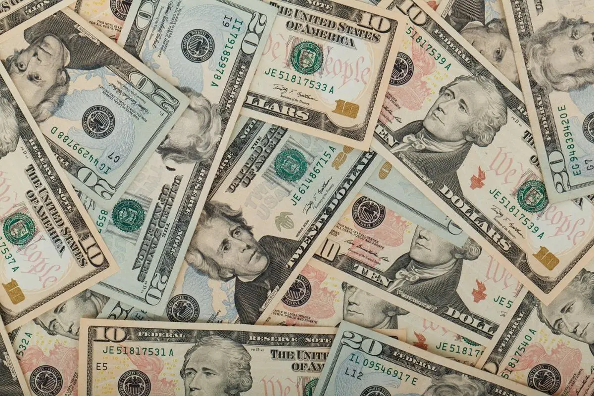 us-dollar-bills