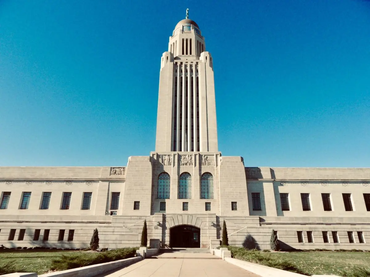 nebraska-state-capitol-building