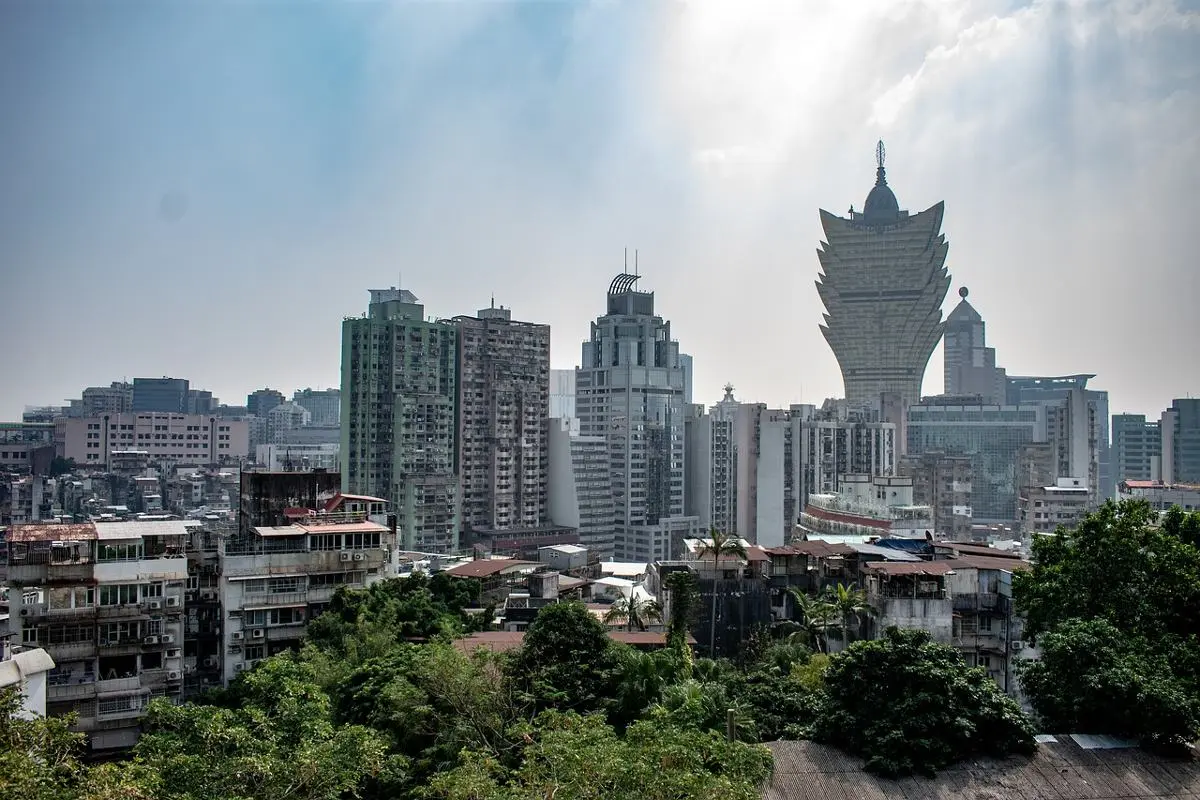 the-famous-macau-tower-shot-from-the-residential-area