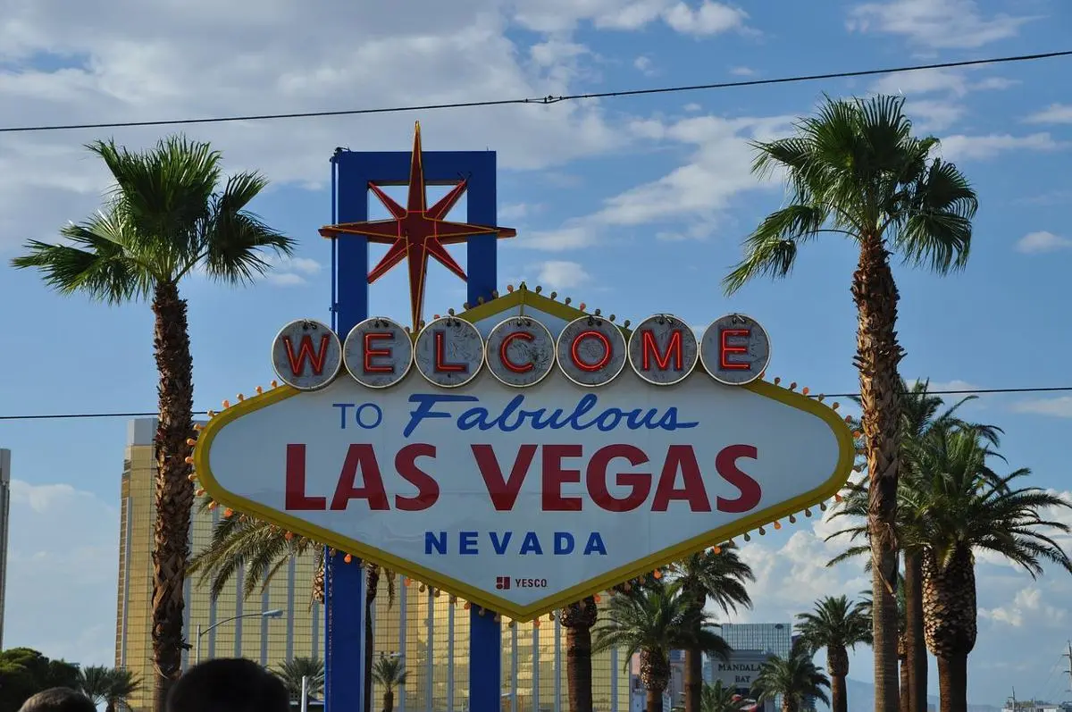 las-vegas-sign