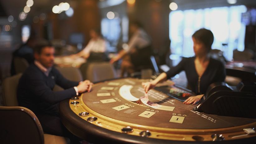 casino-blackjack-table