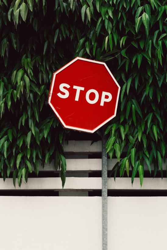 A signt that says Stop.