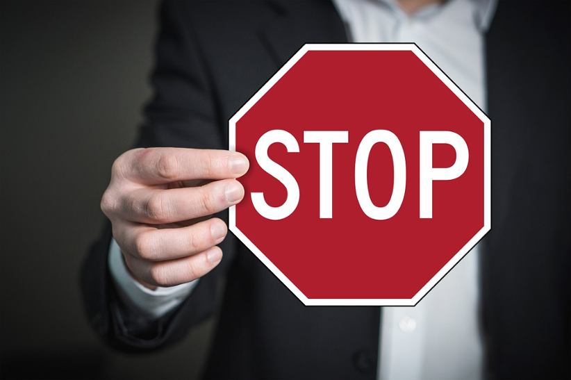 hand-holding-stop-sign