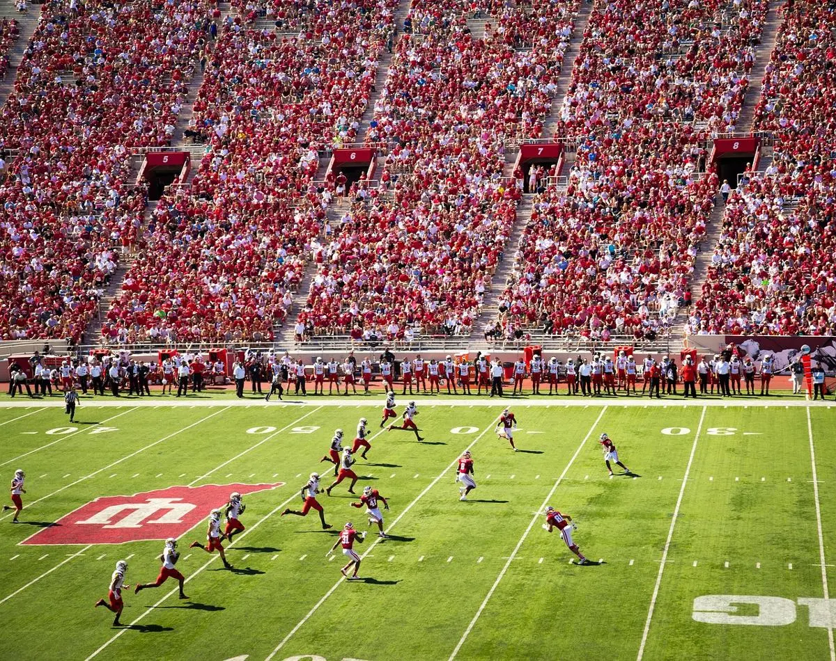 football-players-on-field