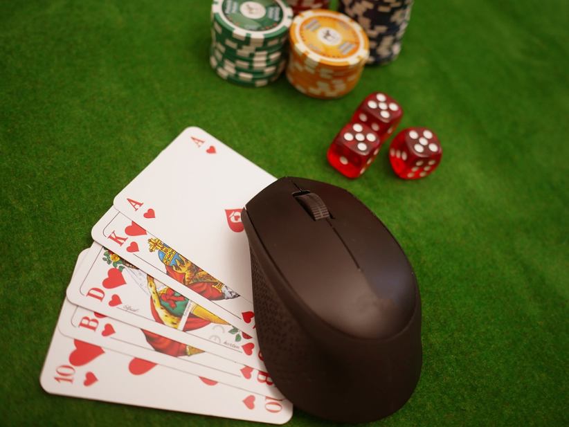 computer-mouse-on-top-of-cards