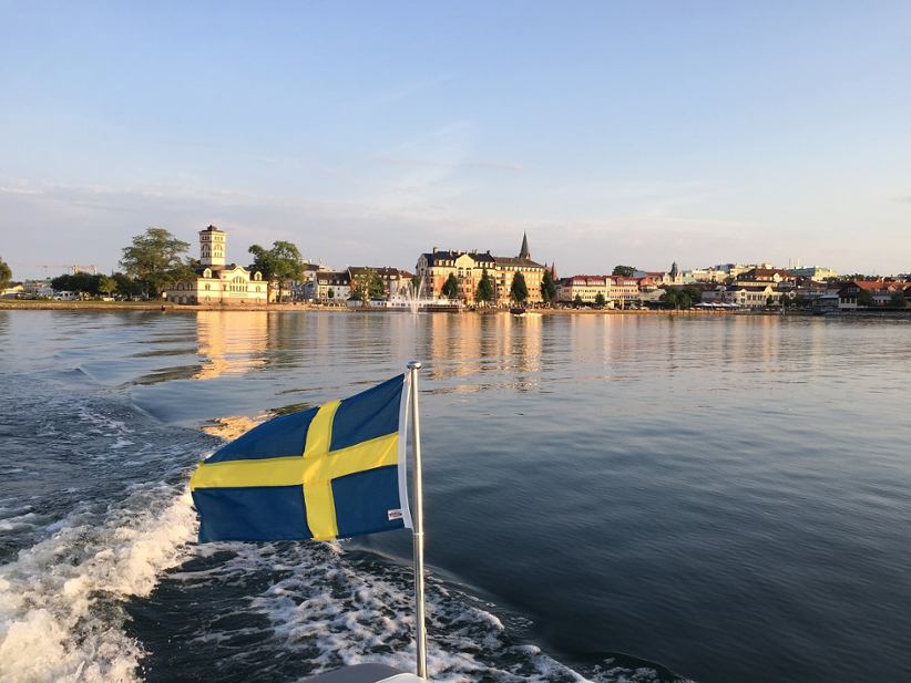 swedish-flag-waving-from-a-boat