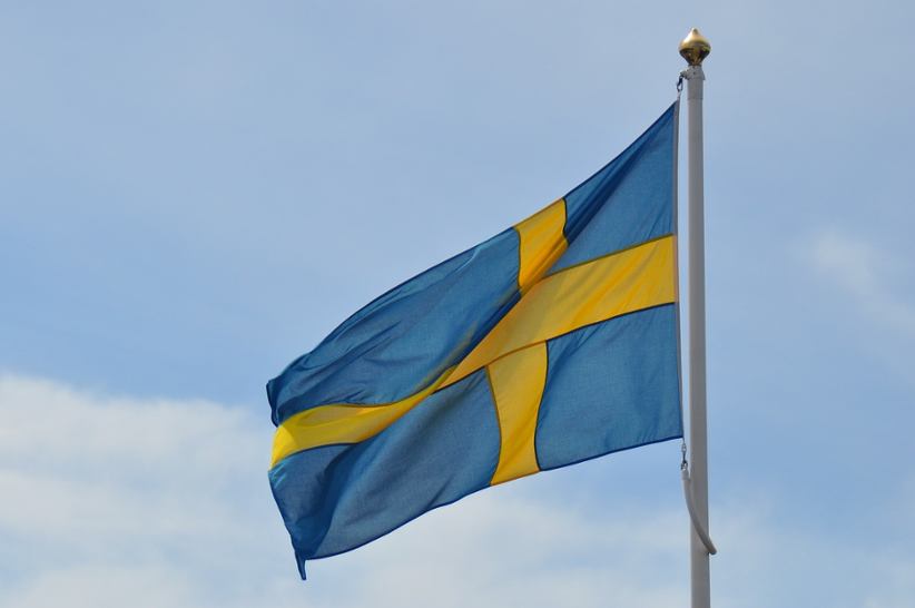 swedish-flag-on-a-pole
