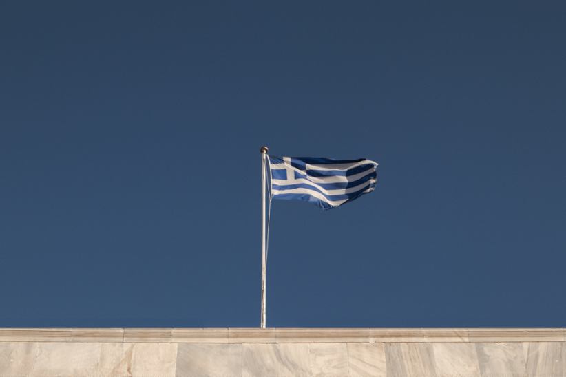 greek-flag-on-a-pole