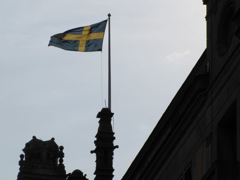 flag-of-sweden-on-a-pole