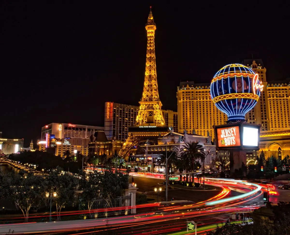 las-vegas-nevada-at-night