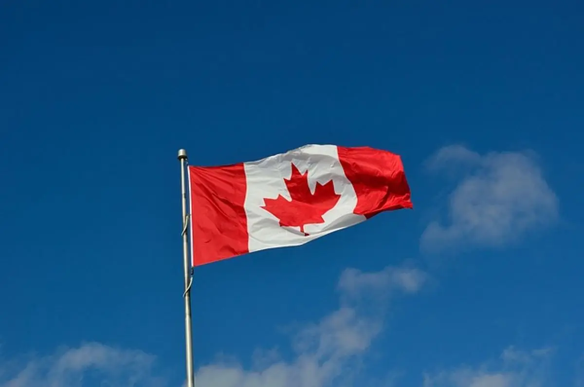 canadian-flag-on-a-pole