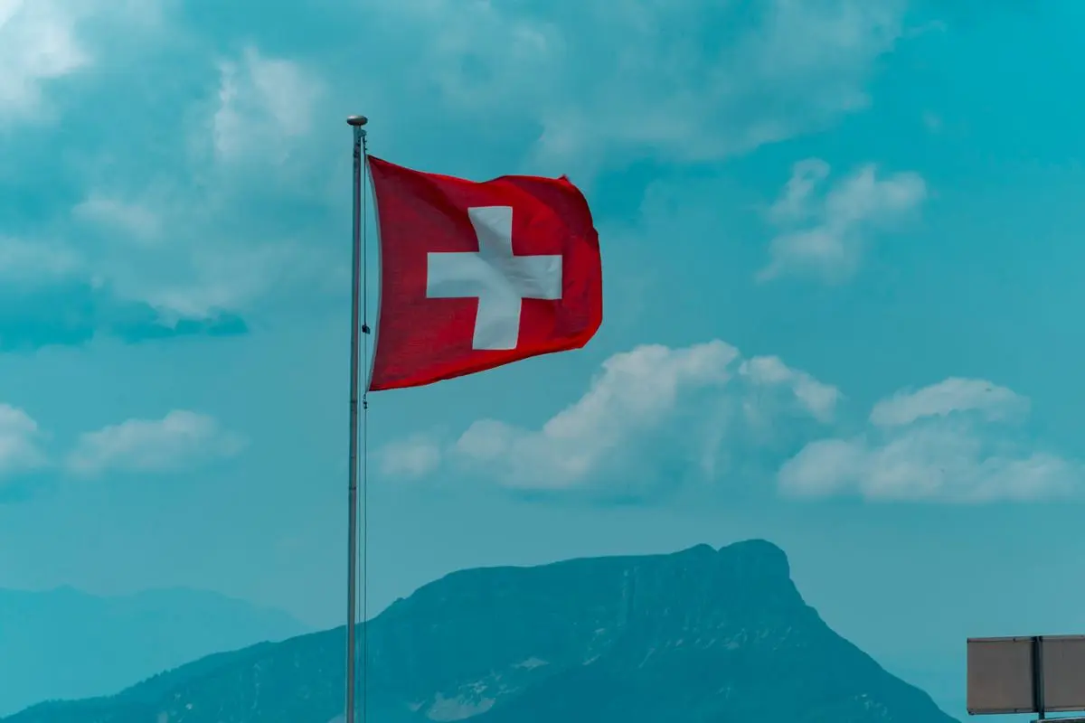 switzerland-flag-on-a-pole