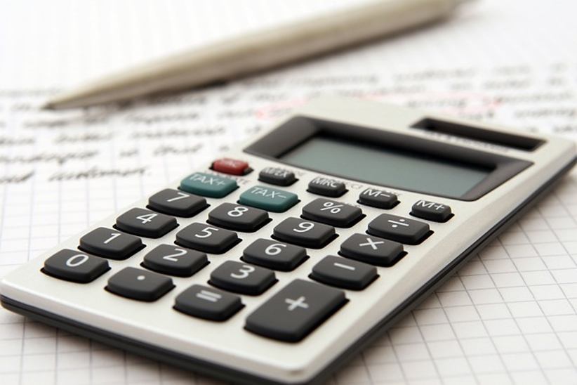 calculator-and-balance-sheet