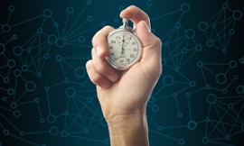 hand-holding-a-timer