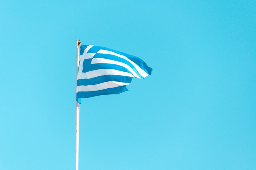 greek-flag-on-a-pole