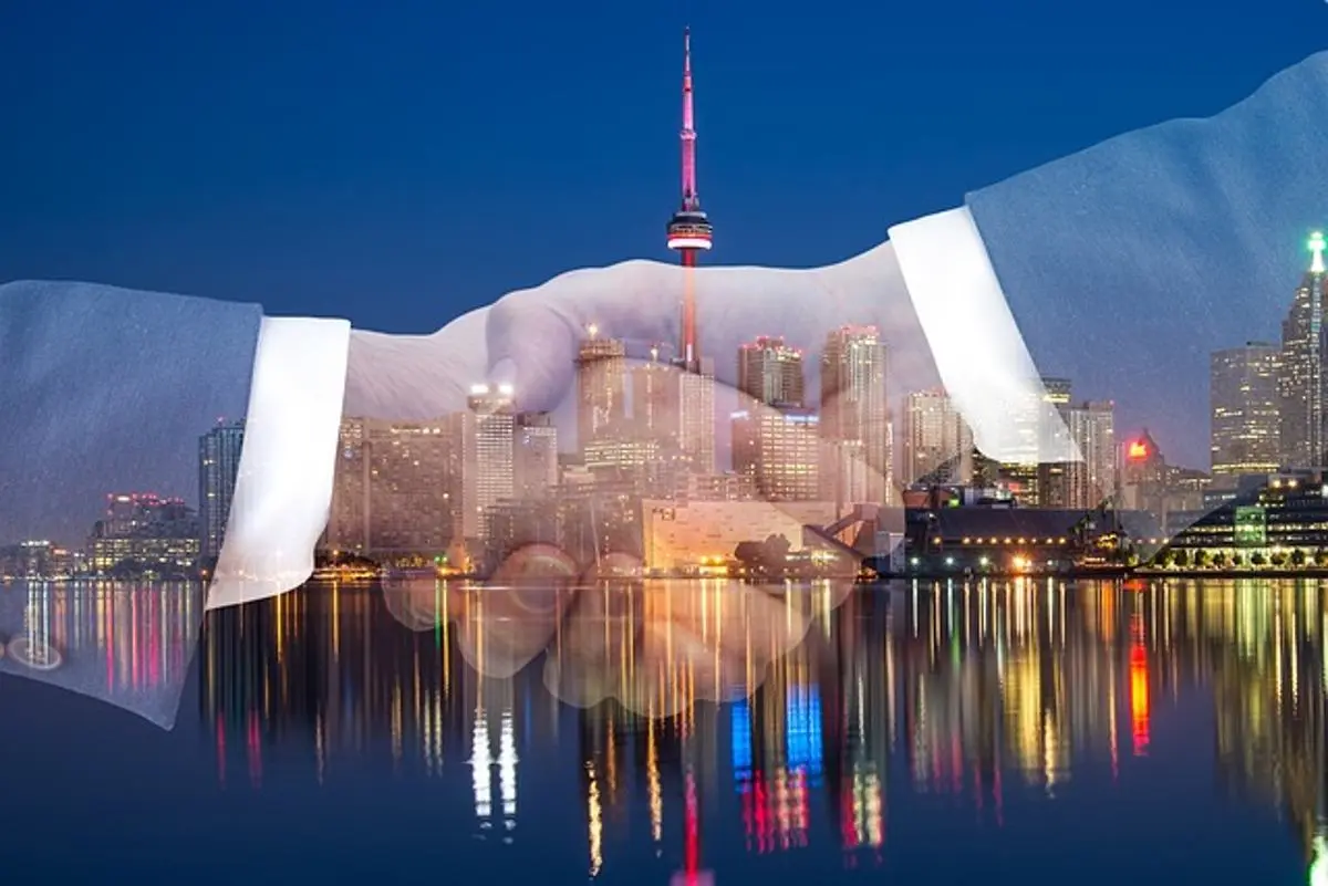 handshake-and-cityscape-background