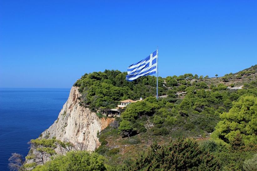 greece-landscape-flag-and-sea