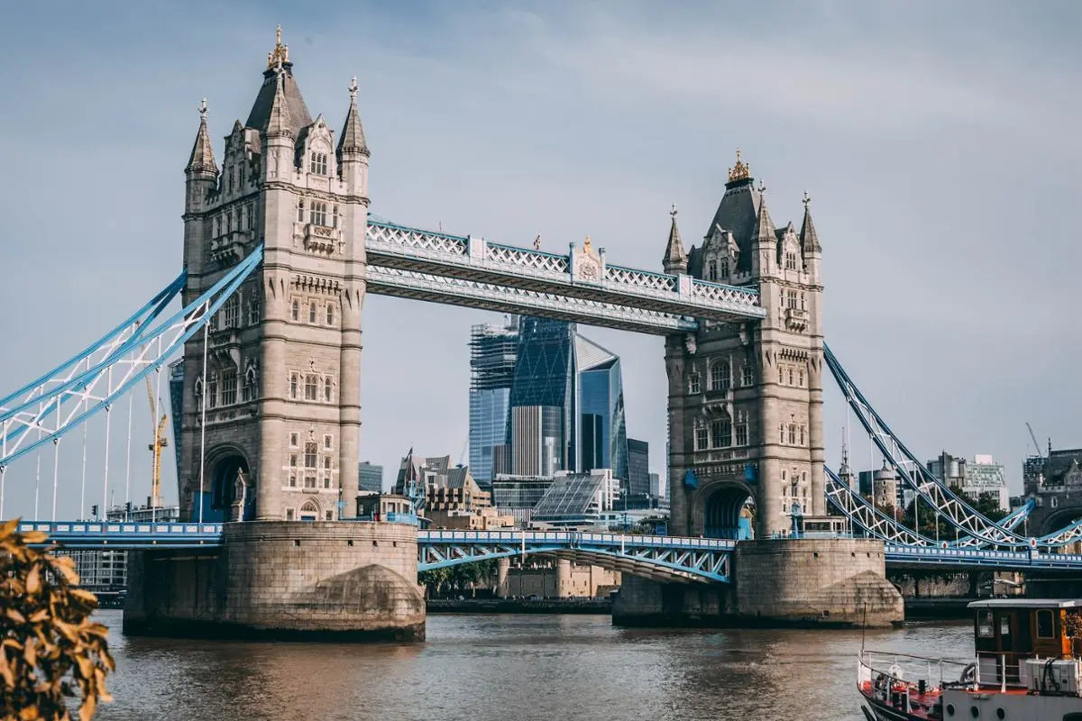 London Bridge