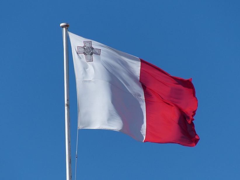 maltese-flag-on-a-pole