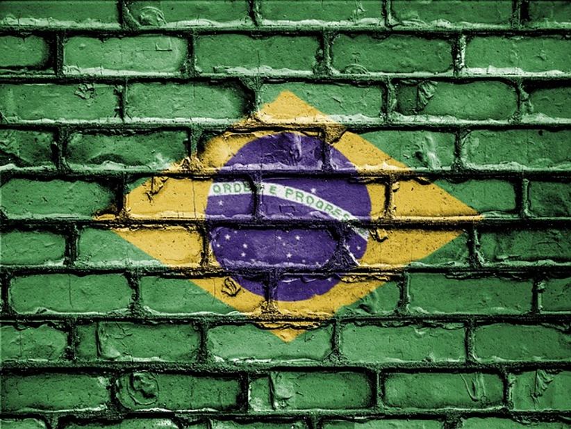 brazil-flag-painted-on-a-brick-wall