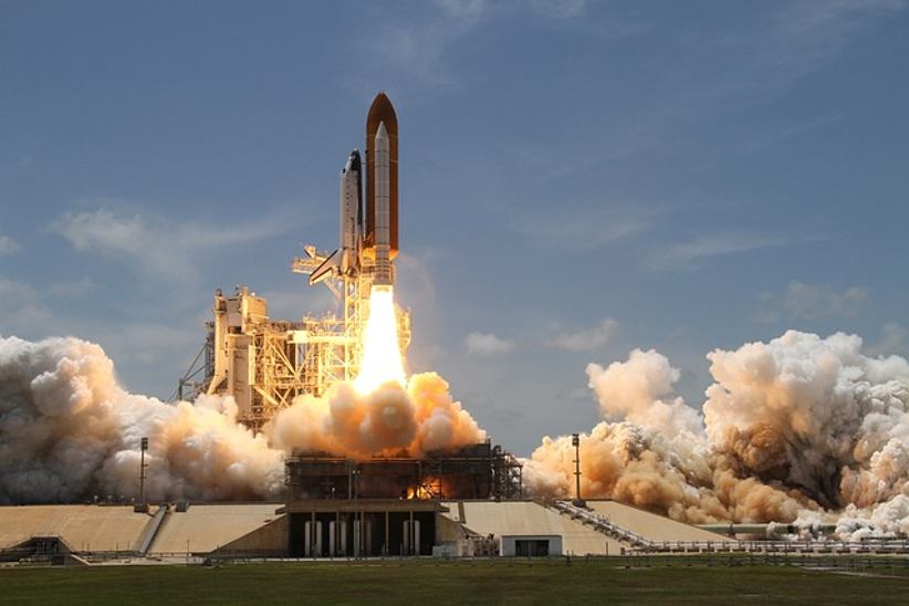 space-shuttle-launching